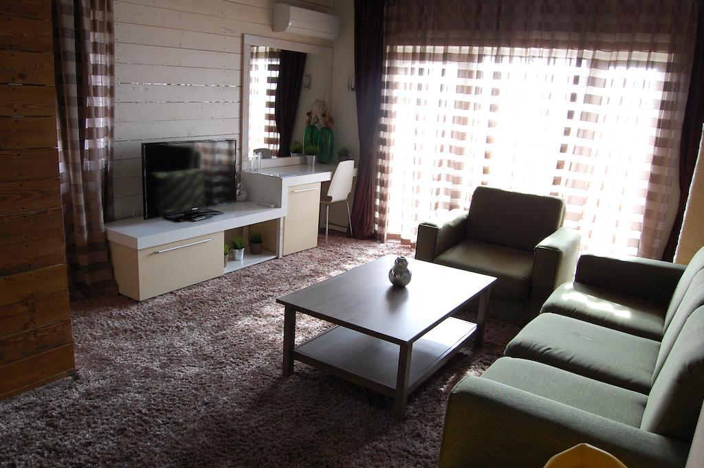 Aparthotel Seasons Glavatarski Han กลาวาตาร์ตซิ ภายนอก รูปภาพ