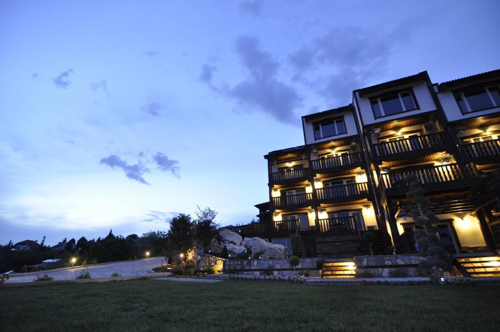 Aparthotel Seasons Glavatarski Han กลาวาตาร์ตซิ ภายนอก รูปภาพ
