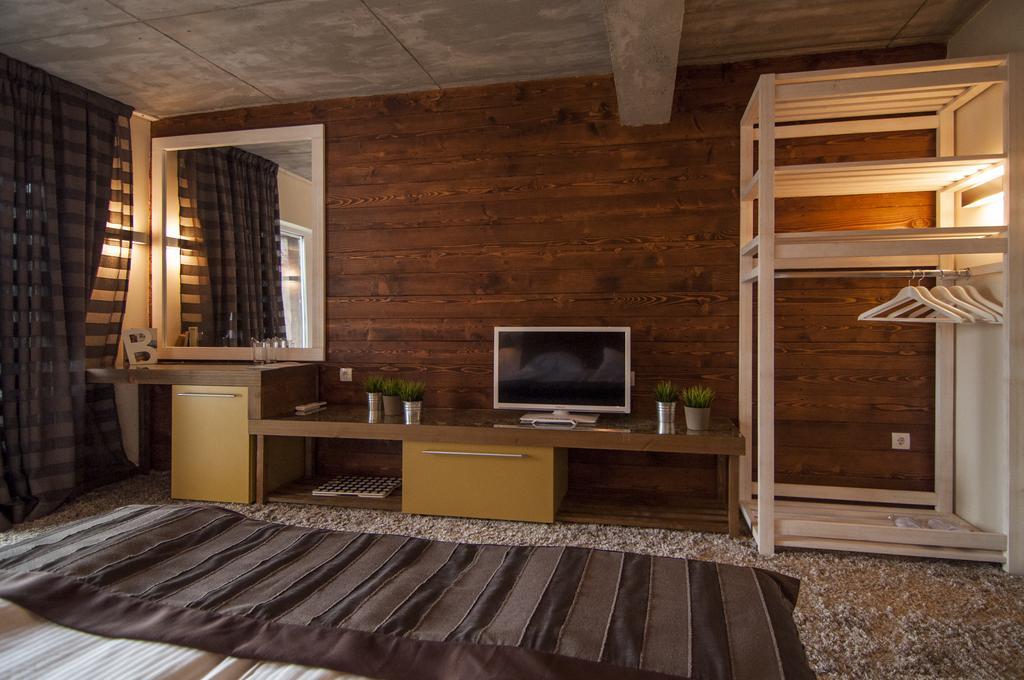 Aparthotel Seasons Glavatarski Han กลาวาตาร์ตซิ ห้อง รูปภาพ
