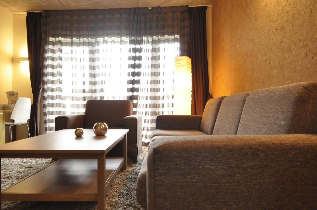 Aparthotel Seasons Glavatarski Han กลาวาตาร์ตซิ ภายนอก รูปภาพ