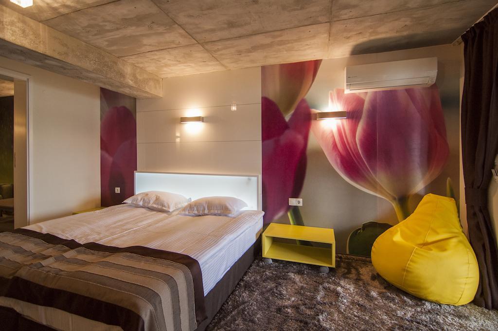 Aparthotel Seasons Glavatarski Han กลาวาตาร์ตซิ ห้อง รูปภาพ